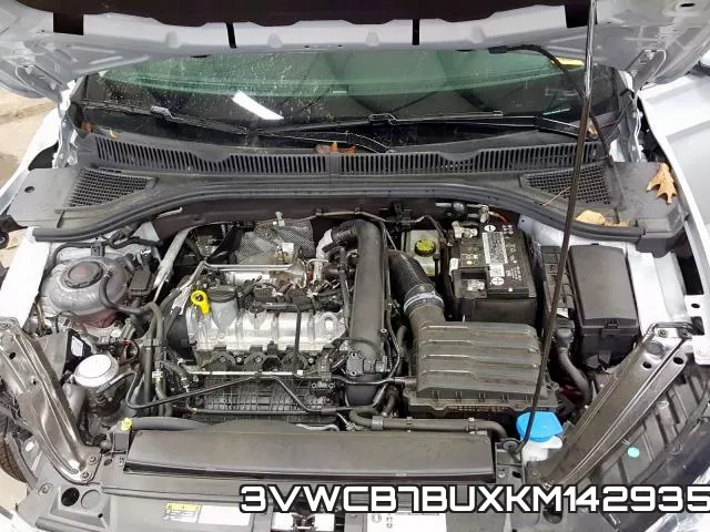 3VWCB7BUXKM142935 фото 8