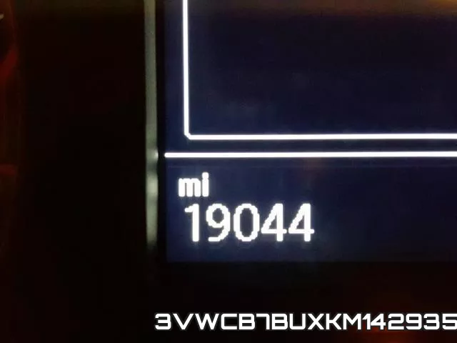 3VWCB7BUXKM142935 фото 9