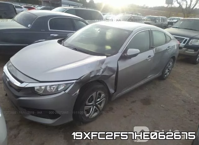 19XFC2F57HE062675 фото 3