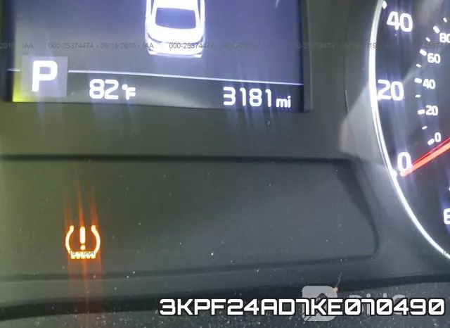 3KPF24AD7KE070490 фото 8