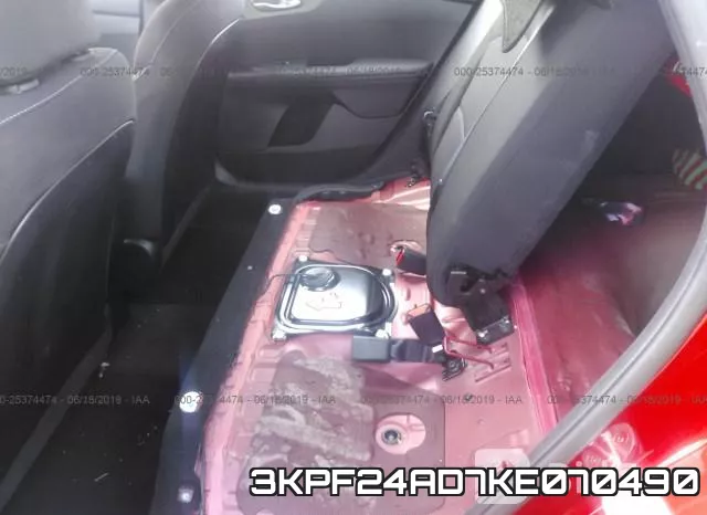 3KPF24AD7KE070490 фото 9