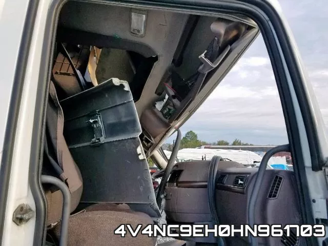 4V4NC9EH0HN961703 фото 6