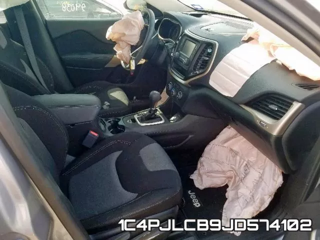 1C4PJLCB9JD574102 фото 6
