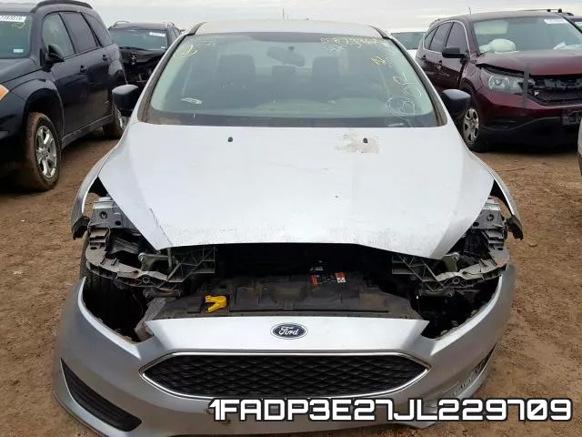 1FADP3E27JL229709 фото 9