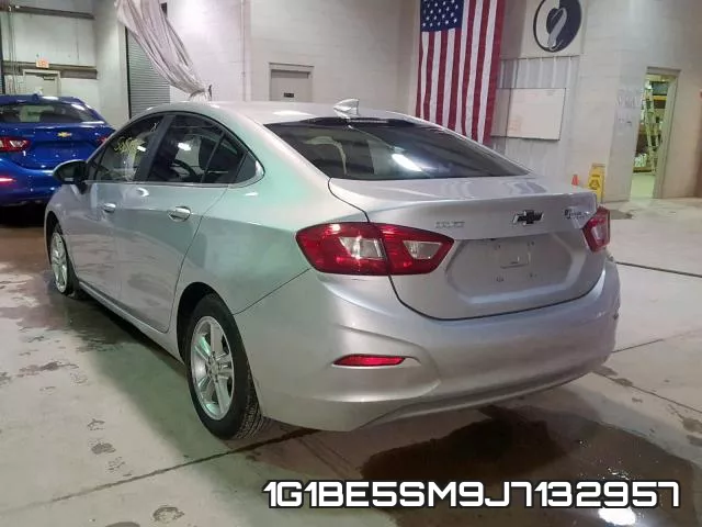 1G1BE5SM9J7132957 фото 4
