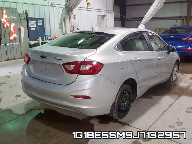 1G1BE5SM9J7132957 фото 5