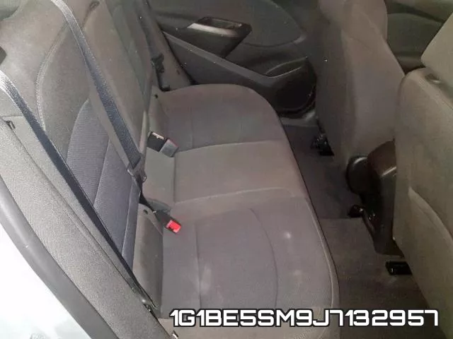 1G1BE5SM9J7132957 фото 7