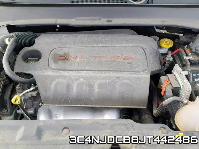 3C4NJDCB8JT442486 фото 7