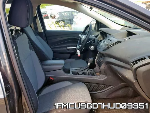 1FMCU9GD7HUD09351 фото 6
