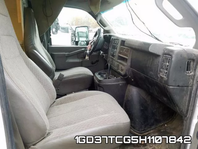 1GD37TCG5H1107842 фото 5