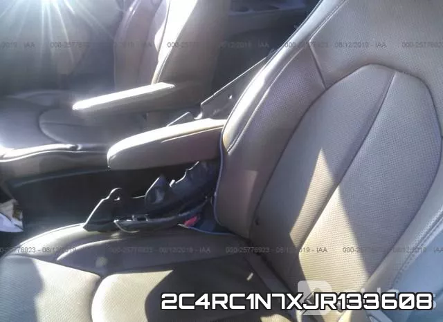 2C4RC1N7XJR133608 фото 9