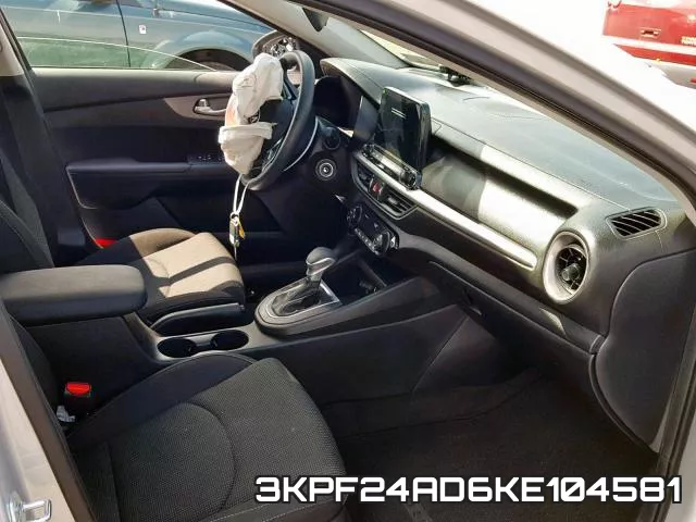 3KPF24AD6KE104581 фото 5