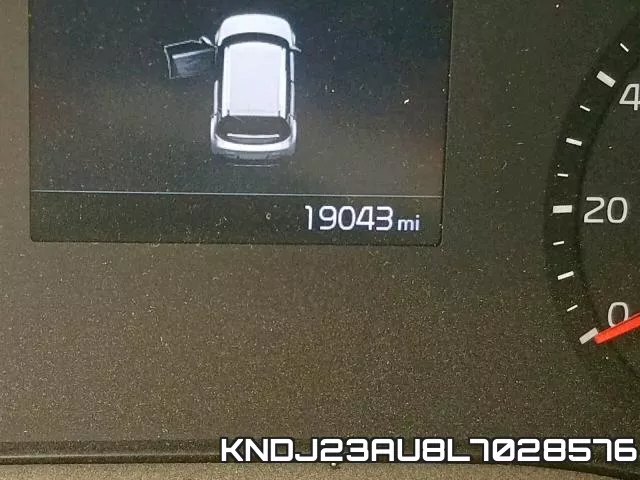 KNDJ23AU8L7028576 фото 6