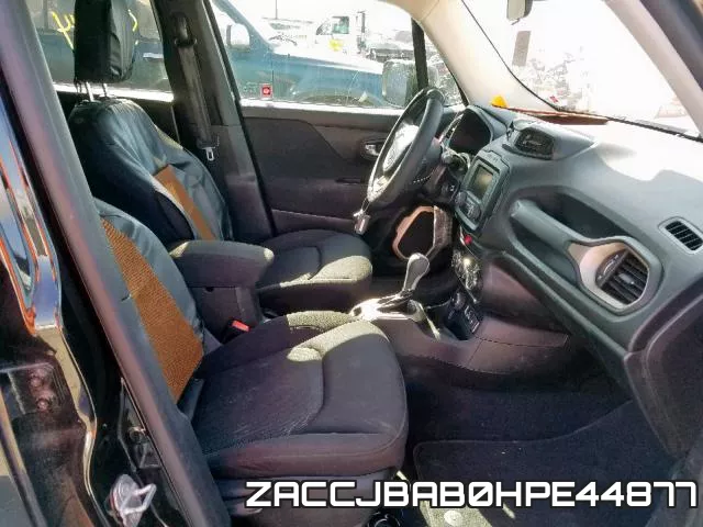 ZACCJBAB0HPE44877 фото 6