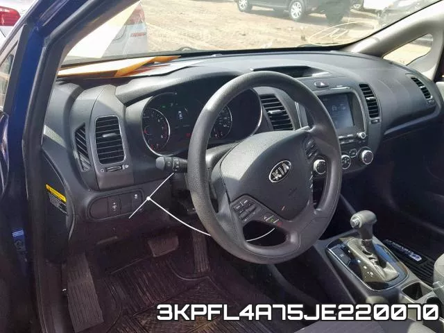 3KPFL4A75JE220070 фото 9