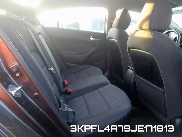 3KPFL4A79JE171813 фото 6