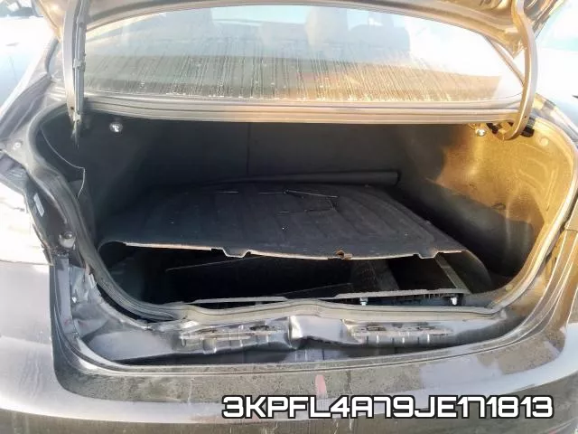 3KPFL4A79JE171813 фото 9