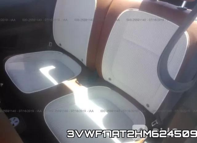 3VWF17AT2HM624509 фото 9