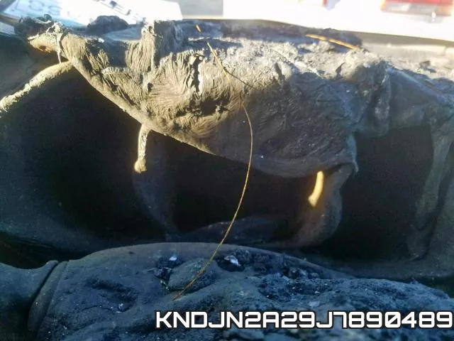 KNDJN2A29J7890489 фото 8
