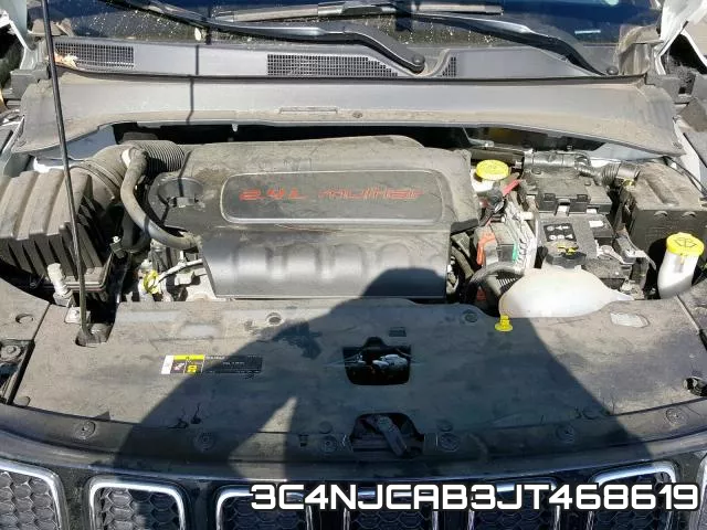 3C4NJCAB3JT468619 фото 8