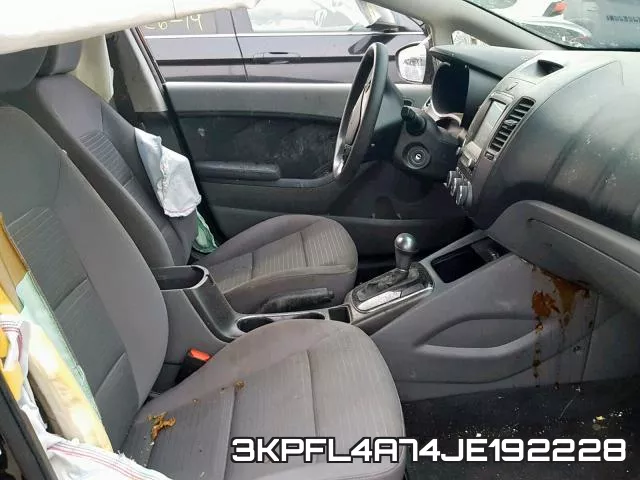 3KPFL4A74JE192228 фото 6