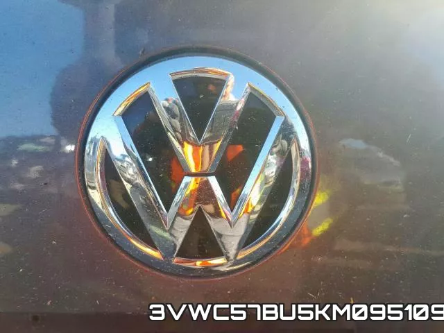 3VWC57BU5KM095109 фото 8