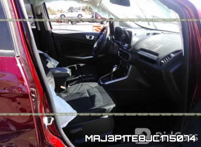 MAJ3P1TE8JC175074 фото 6