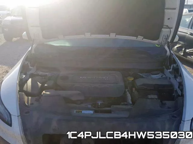 1C4PJLCB4HW535030 фото 8