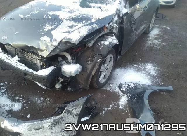 3VW217AU5HM071295 фото 7