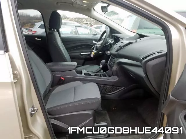 1FMCU0GD8HUE44091 фото 6
