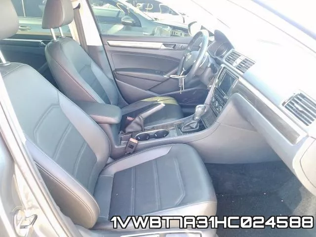1VWBT7A31HC024588 фото 5