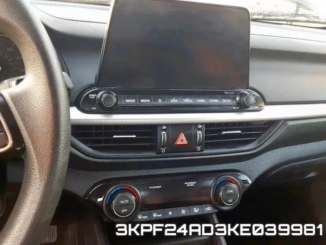 3KPF24AD3KE039981 фото 9
