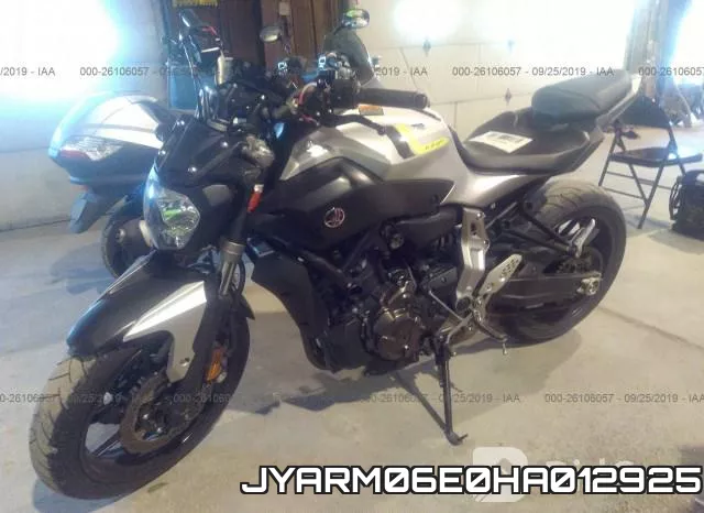 JYARM06E0HA012925 фото 3