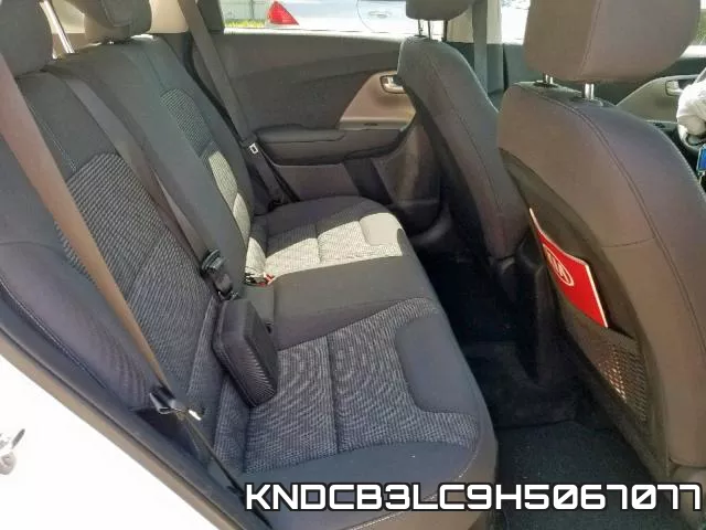 KNDCB3LC9H5067077 фото 5