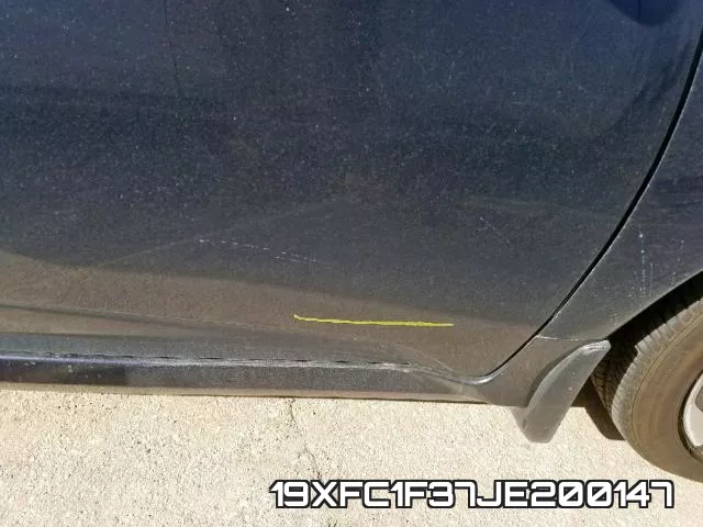 19XFC1F37JE200147 фото 9