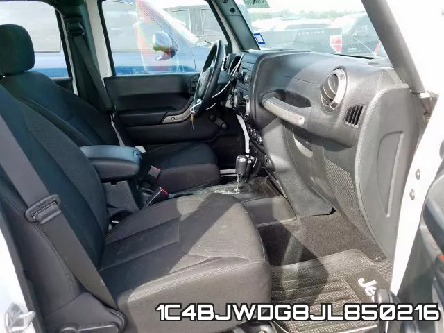 1C4BJWDG8JL850216 фото 5