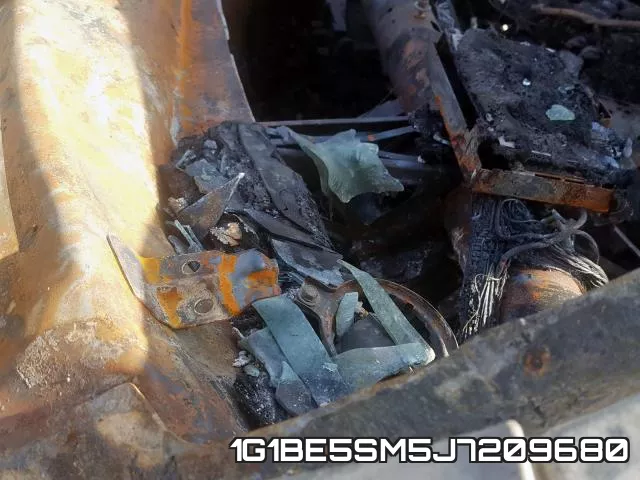 1G1BE5SM5J7209680 фото 2
