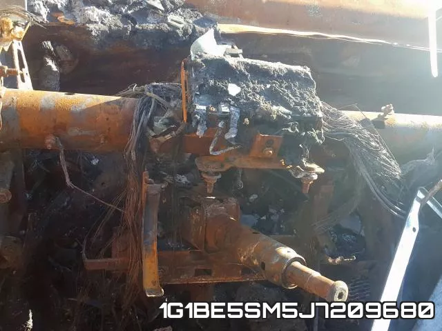 1G1BE5SM5J7209680 фото 9