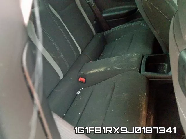 1G1FB1RX9J0187341 фото 6