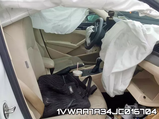 1VWAA7A34JC016704 фото 6