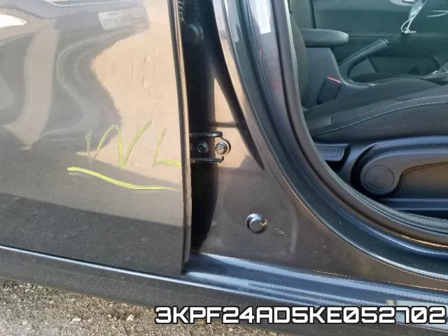 3KPF24AD5KE052702 фото 8