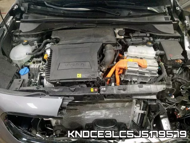KNDCE3LC5J5179579 фото 8