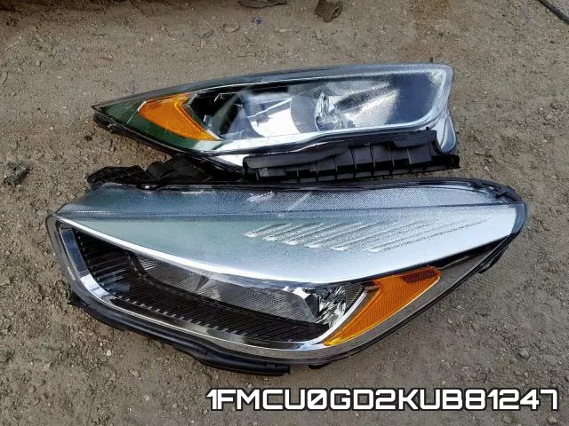 1FMCU0GD2KUB81247 фото 10