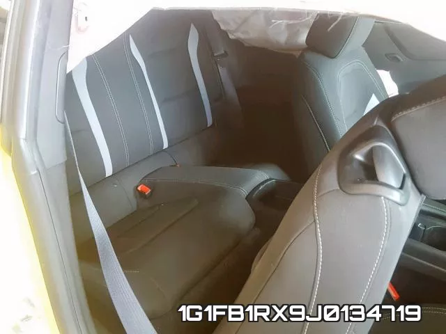 1G1FB1RX9J0134719 фото 7