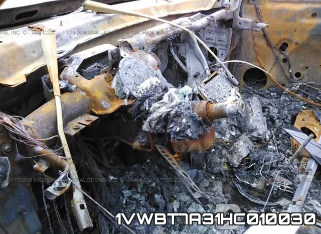1VWBT7A31HC010030 фото 8