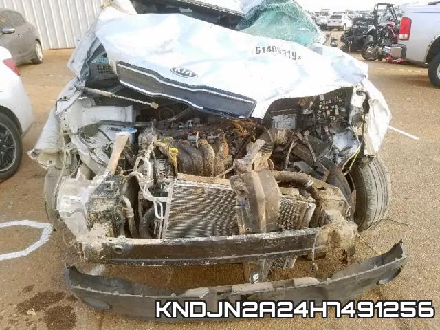 KNDJN2A24H7491256 фото 8