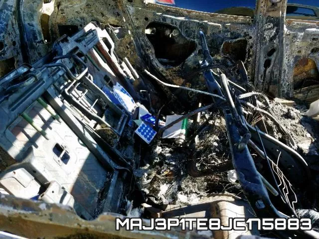 MAJ3P1TE8JC175883 фото 6