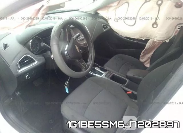 1G1BE5SM6J7202897 фото 5