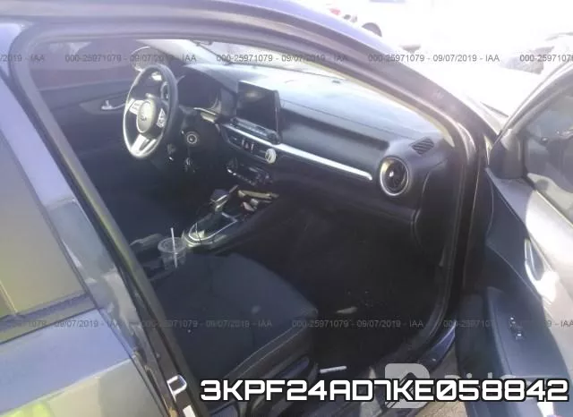 3KPF24AD7KE058842 фото 6
