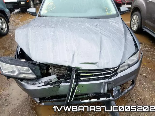 1VWBA7A37JC005202 фото 8